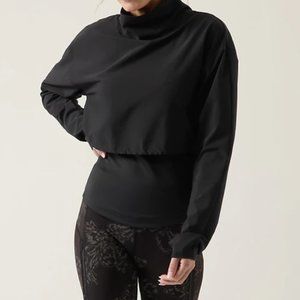 NWT Athleta Whistler Hybrid Top L